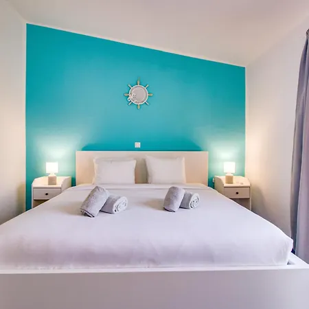 アパート Seaside Retreat With Pool, Ac, And Fast Wi-fi *