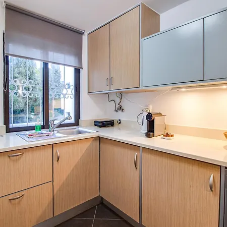 Seaside Retreat With Pool, Ac, And Fast Wi-fi אלבופיירה