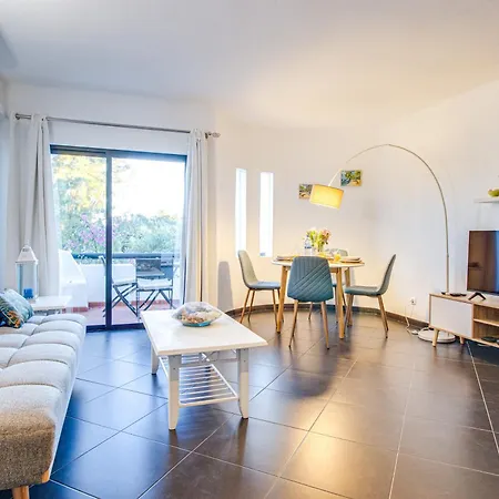Seaside Retreat With Pool, Ac, And Fast Wi-fi * אלבופיירה