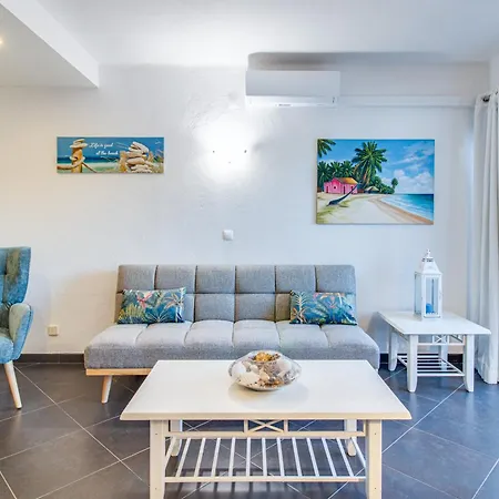 Seaside Retreat With Pool, Ac, And Fast Wi-fi * אלבופיירה
