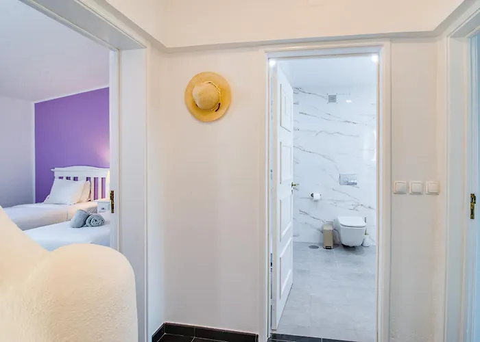 Seaside Retreat With Pool, Ac, And Fast Wi-fi アパート アルブフェイラ