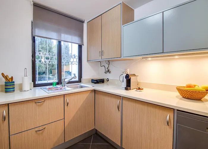 Seaside Retreat With Pool, Ac, And Fast Wi-fi アルブフェイラ