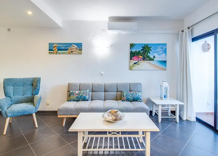 Seaside Retreat With Pool, Ac, And Fast Wi-fi * البوفيرا