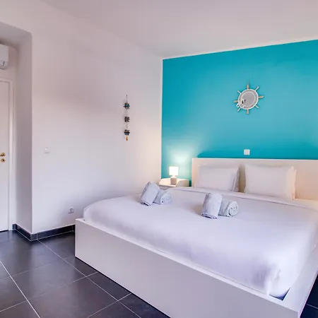 Lägenhet Seaside Retreat With Pool, Ac, And Fast Wi-fi *